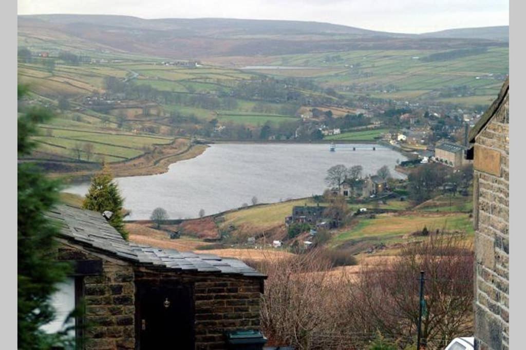 The Vestry - Chapel Retreat With Hot Tub Villa Haworth Dış mekan fotoğraf